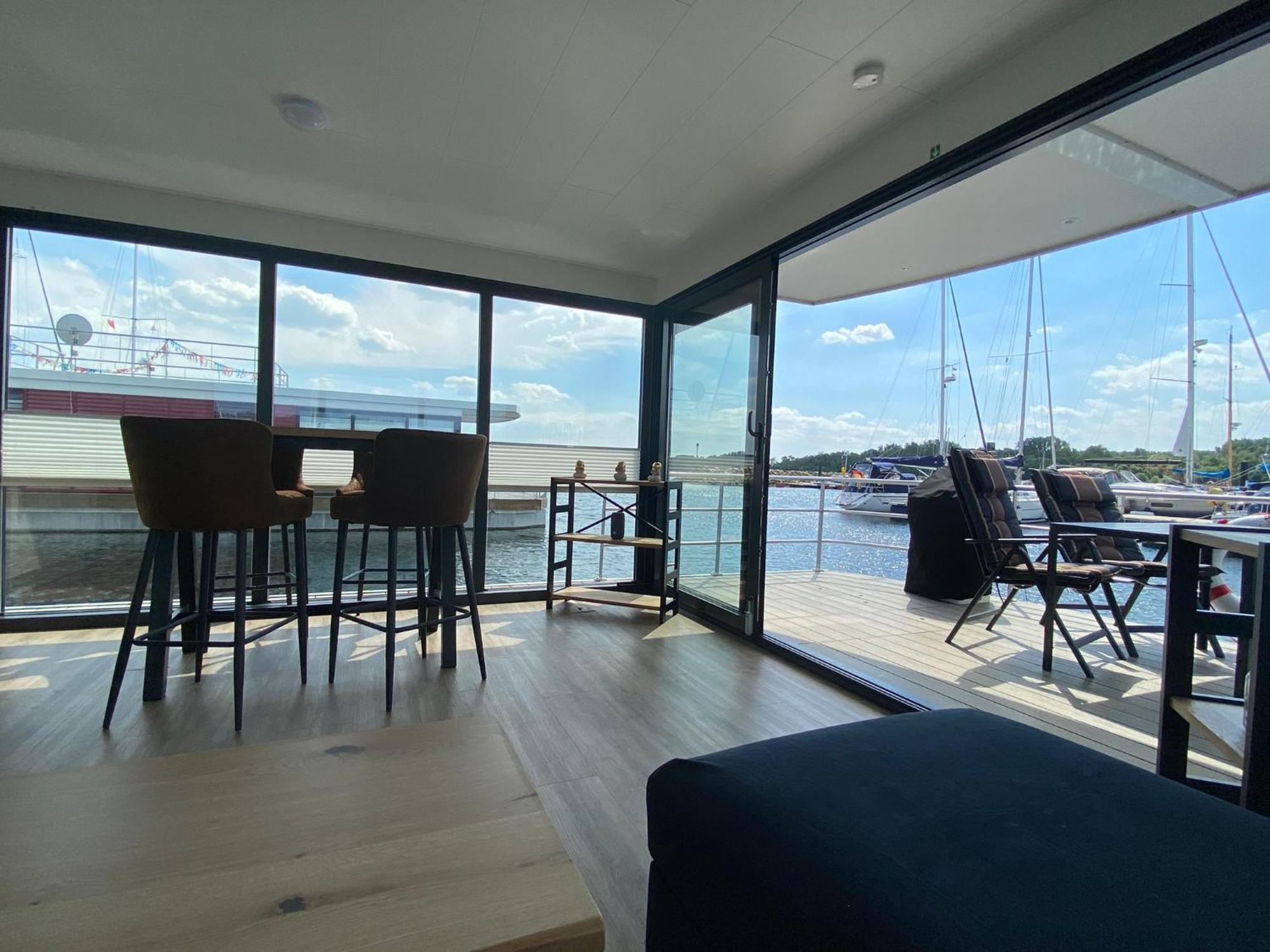 Urlaub Auf Dem Wasser Mit Einmaligen Ausblick - Well Hausboote Boltenhagen 10 المظهر الخارجي الصورة