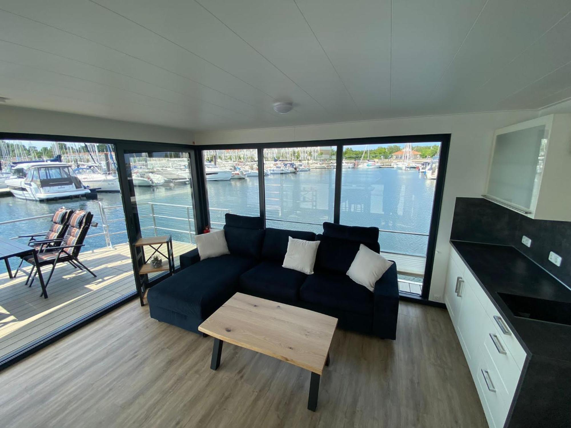Urlaub Auf Dem Wasser Mit Einmaligen Ausblick - Well Hausboote Boltenhagen 10 المظهر الخارجي الصورة